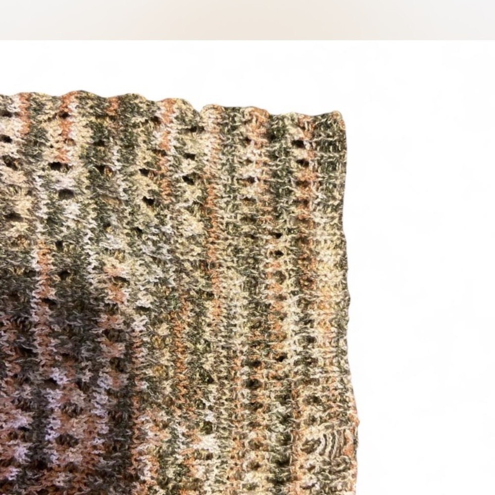 Women's Knit Sweater Top - Picture 3 of 4